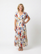 Savannah | Kurzes, ärmelloses, plissiertes Midi-Kleid