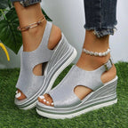Maeve | Entspannte Keilsandalen