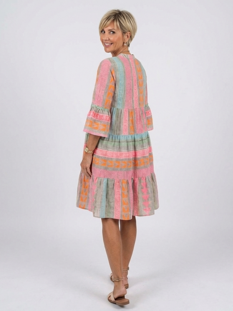 Maelle | Geometrisches Print V-Ausschnitt Stufen-Kleid in Knie-Länge