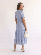 Dakota | Kurzärmeliges gestreiftes, schichtetes Midikleid