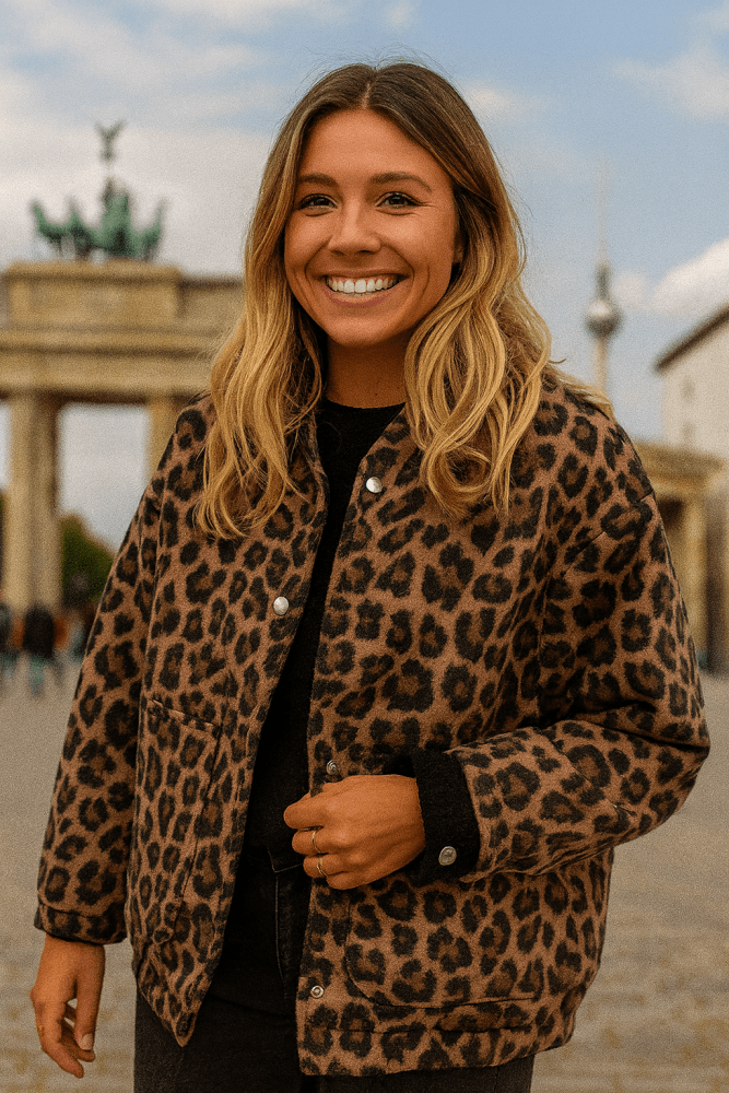 Riva | Jacke mit wildem Leopardenmuster