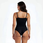 Nahtloser Shaping Body mit integriertem Slip