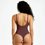 Formender Nahtloser Body mit String