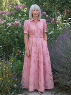 Xanthea | Kurzärmeliges, tailliertes, floral strukturiertes Maxi-Hemdkleid
