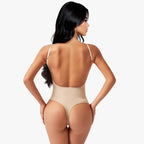 Formender Body mit offenem Rücken und String