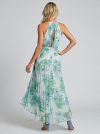 Portia | Plissiertes Halterkleid mit weichem Blumenmuster in Midi-Länge