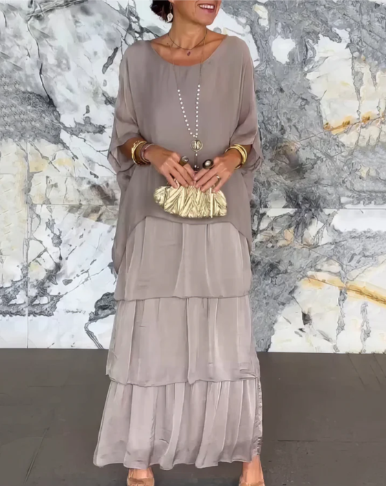 Lara – Elegantes, fließendes Maxikleid