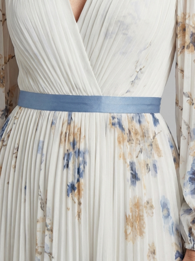 Lavinia | Maxikleid mit langen Ärmeln und V-Ausschnitt im Blumenmuster
