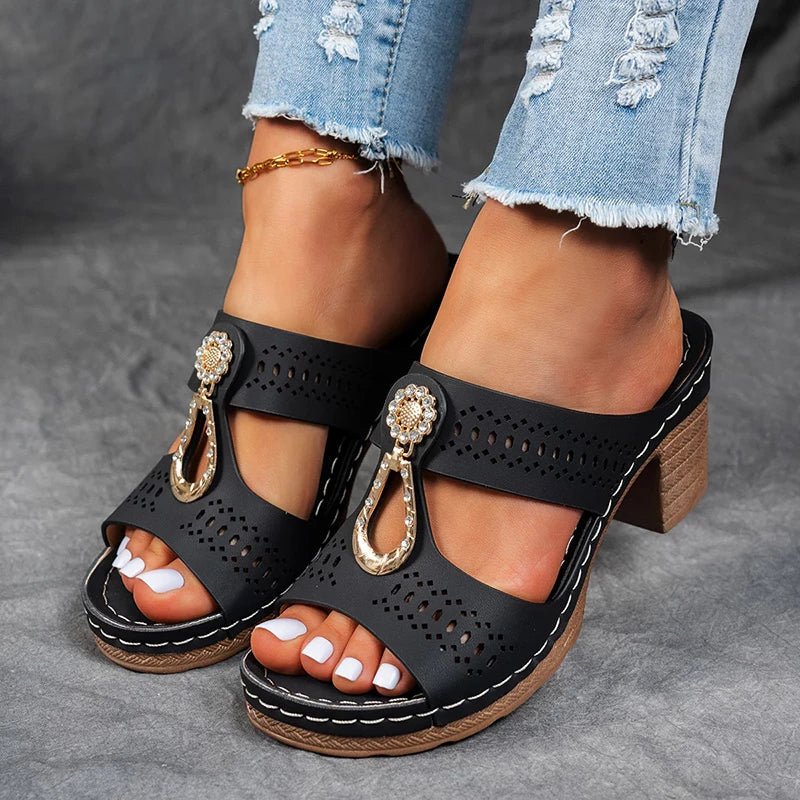 Nora | Orthopädische Sandalen