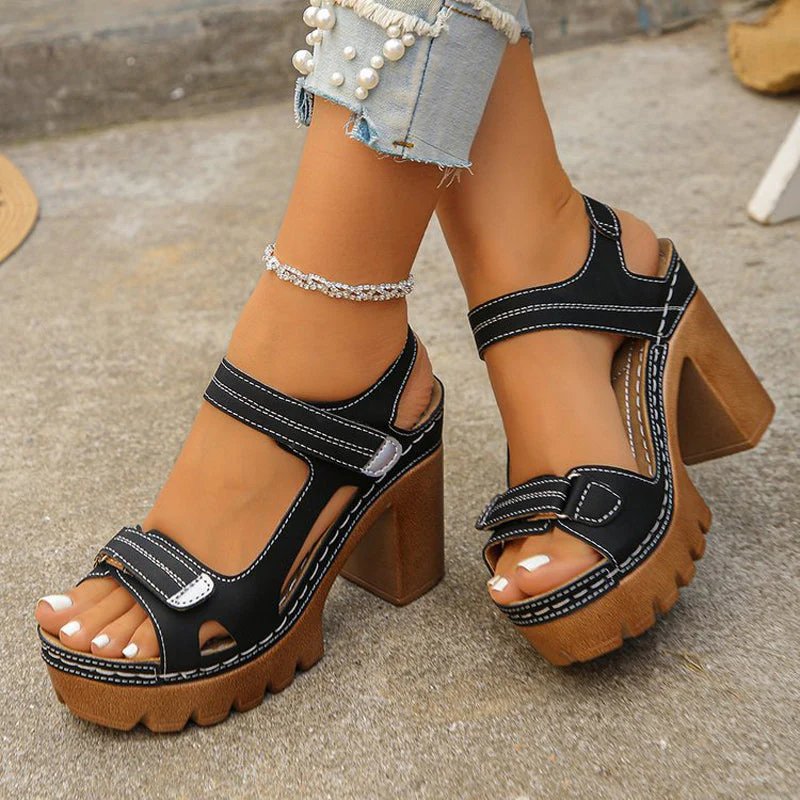 Ruth | Orthopädische Plattformsandalen mit breiter Zehenbox