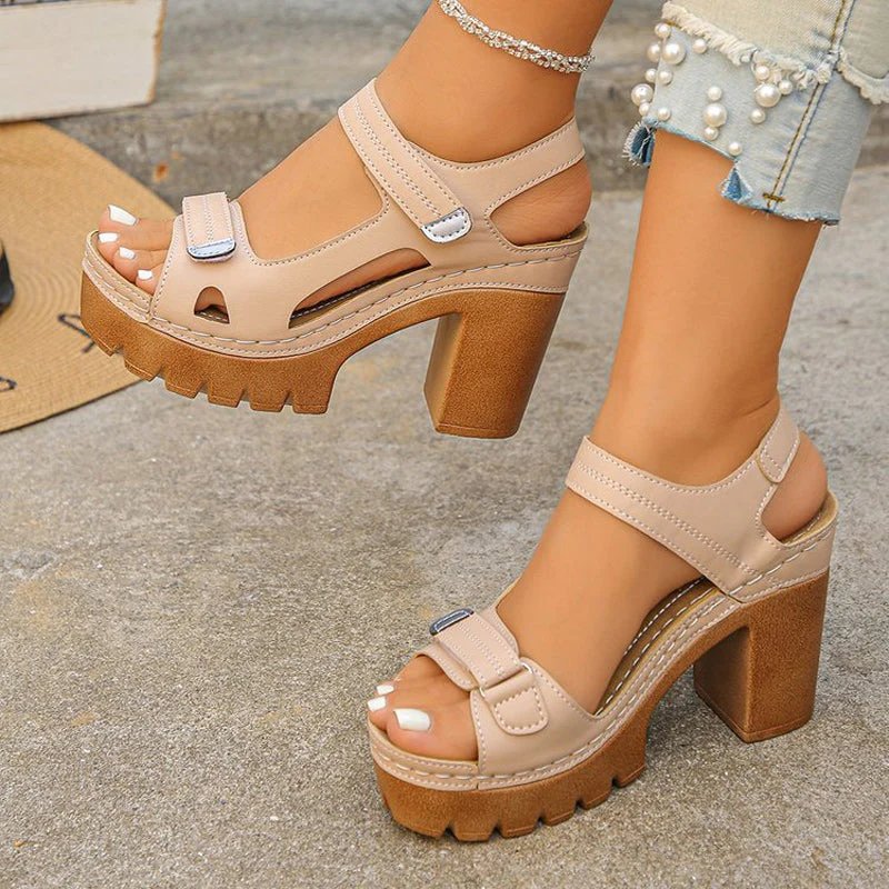 Ruth | Orthopädische Plattformsandalen mit breiter Zehenbox