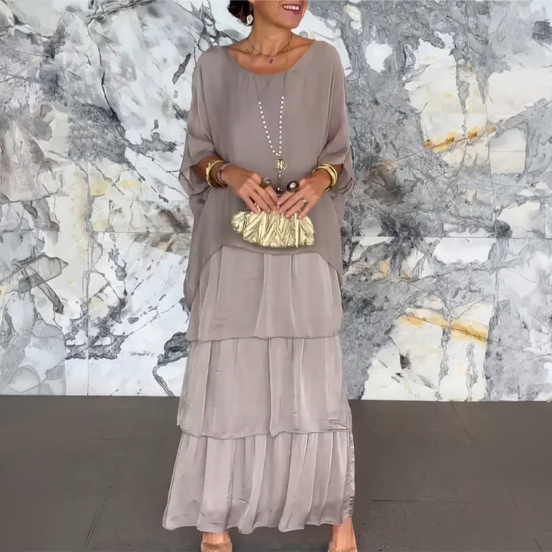 Lara – Elegantes, fließendes Maxikleid