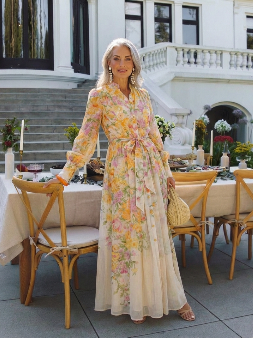 Cressida | Florales, transparentes Maxikleid mit langen Ärmeln