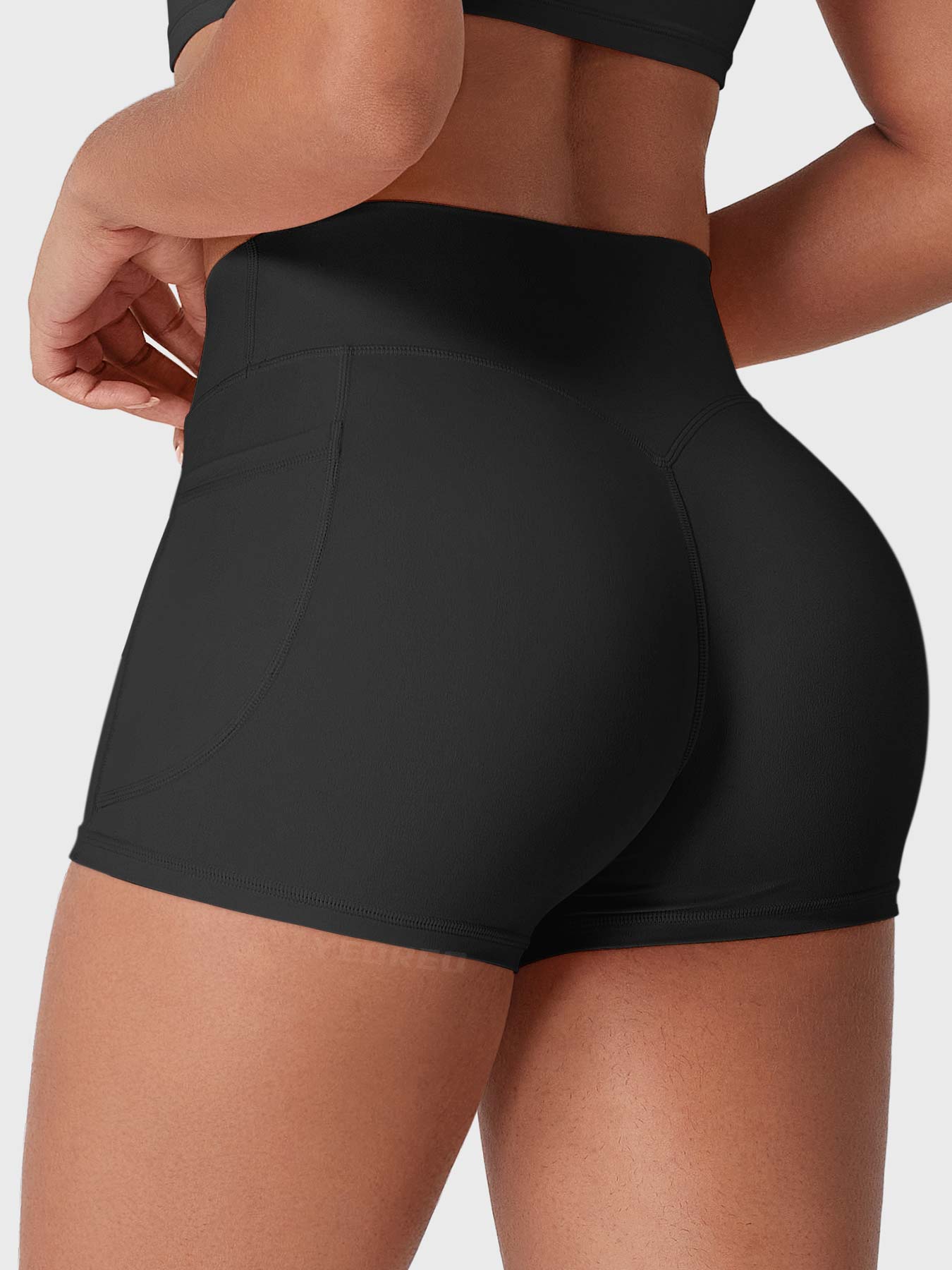 Fitstyle Eloiwen 3,6" Mid-Rise Shorts mit Taschen