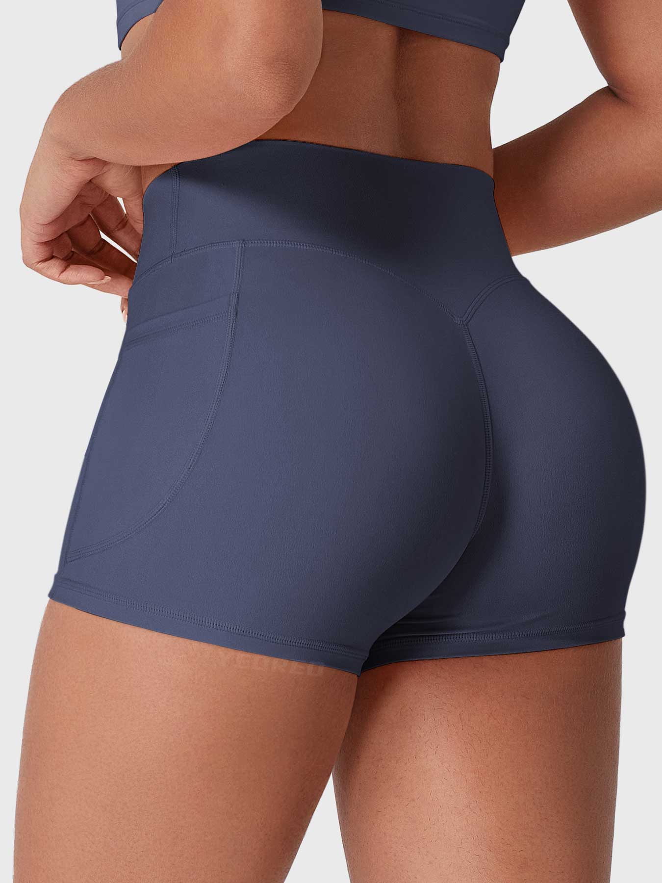 Fitstyle Eloiwen 3,6" Mid-Rise Shorts mit Taschen