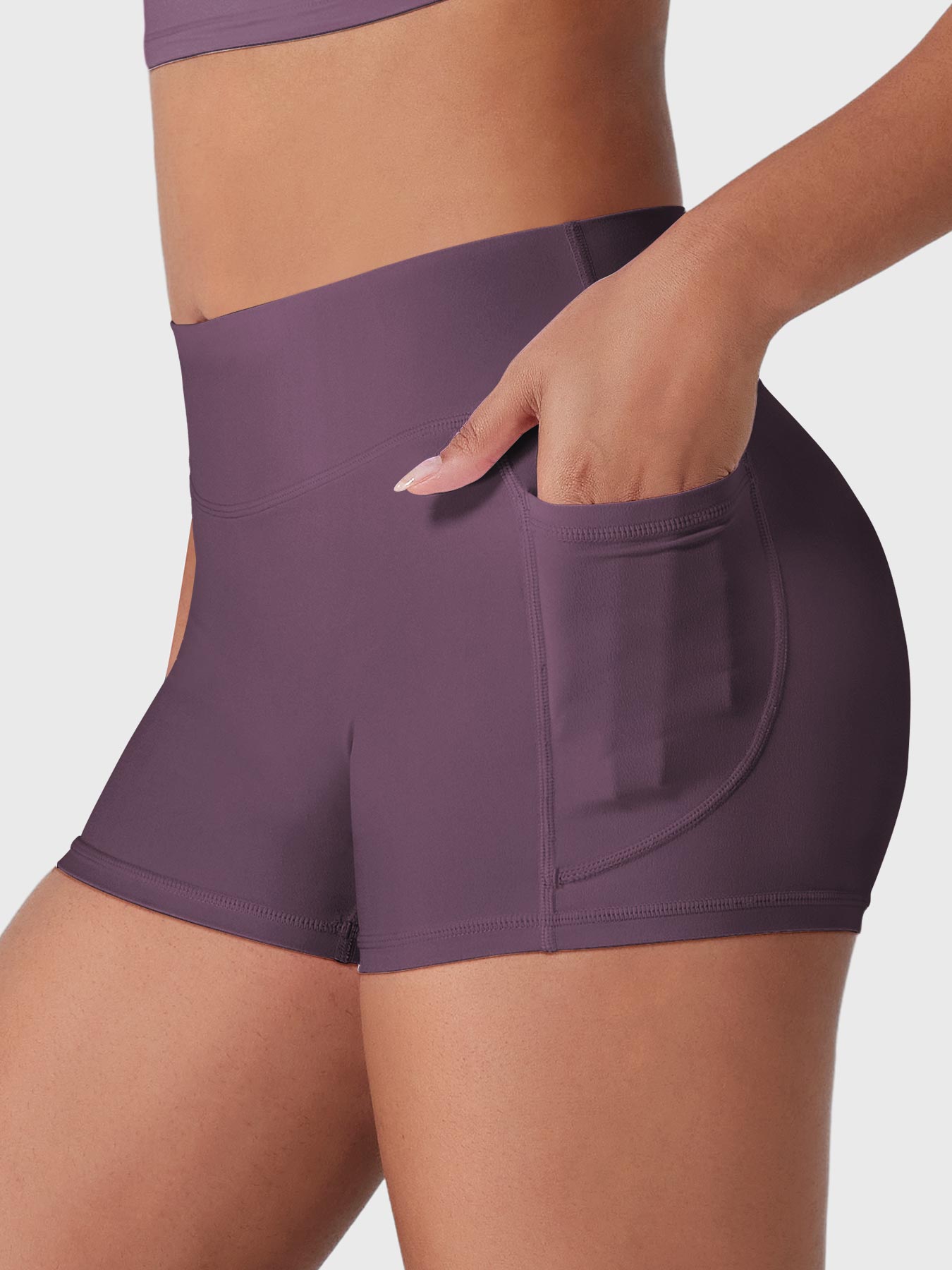 Fitstyle Eloiwen 3,6" Mid-Rise Shorts mit Taschen