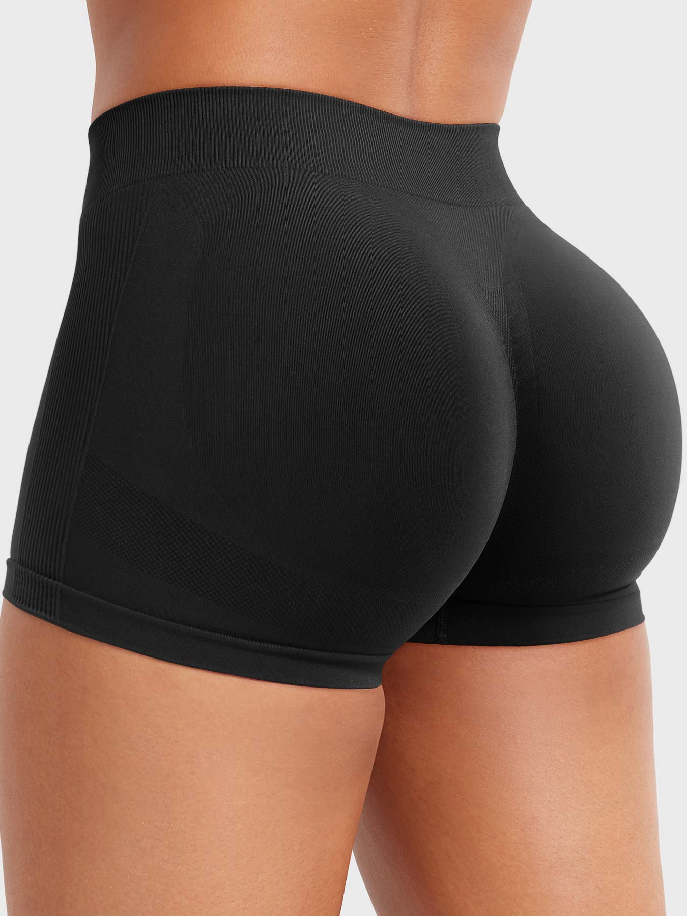 Fitstyle Myina 2.5" Low-Rise Shorts