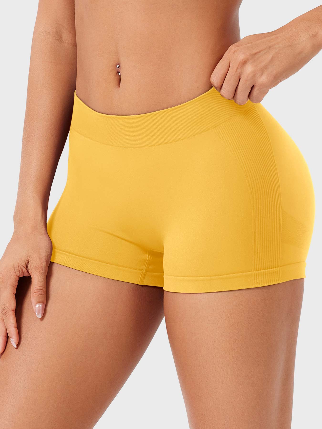 Fitstyle Myina 2.5" Low-Rise Shorts